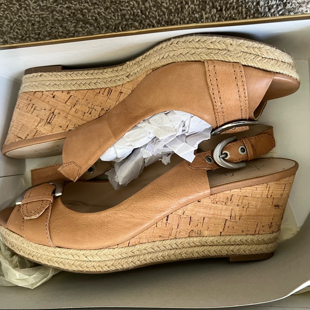 Beautiful shoes barely worn